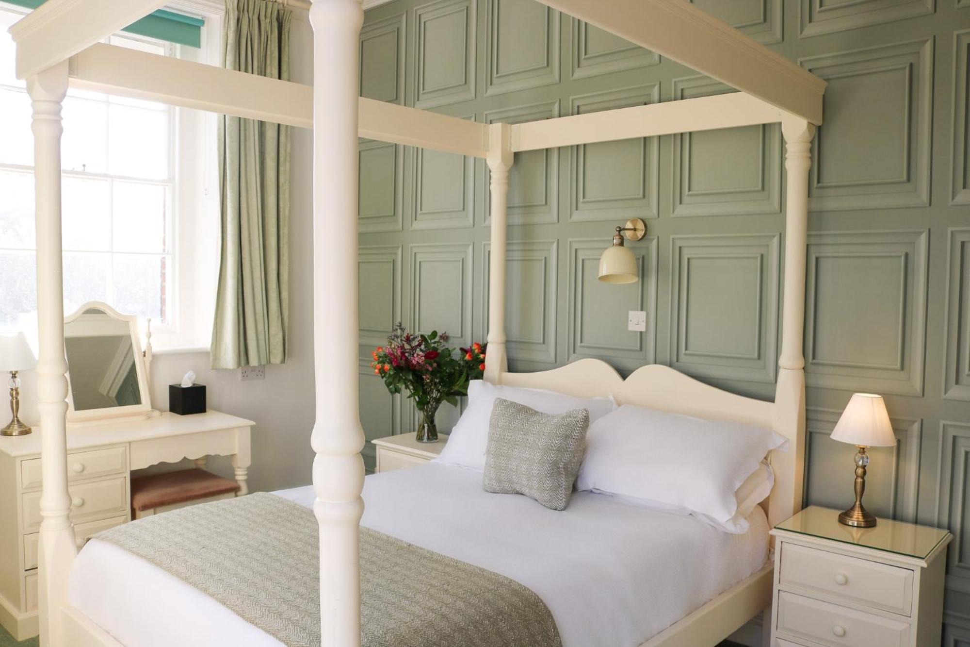 Bartley Lodge Hotel Линдхърст Екстериор снимка